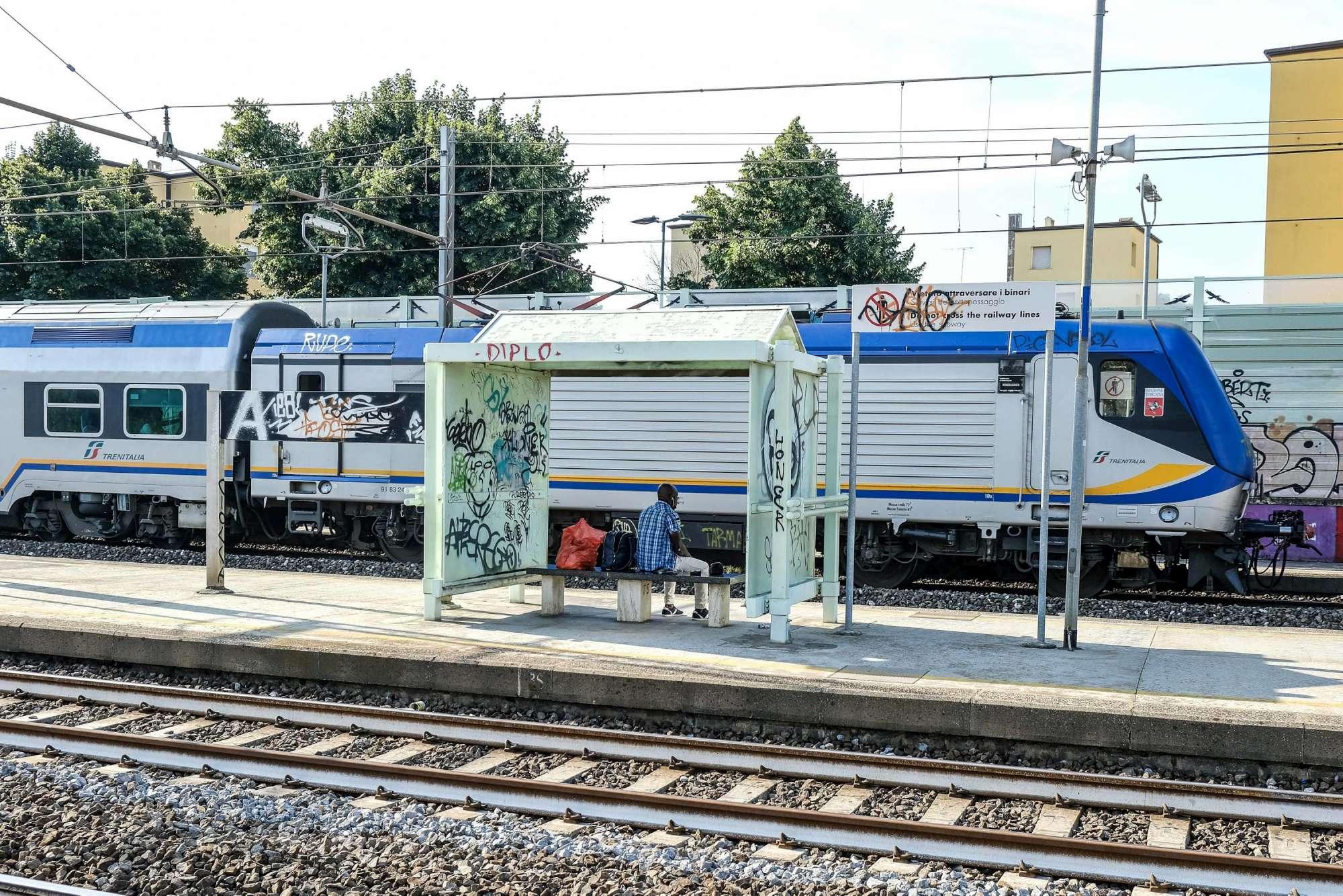 Caos treni, incendiata una cabina elettrica della Tav