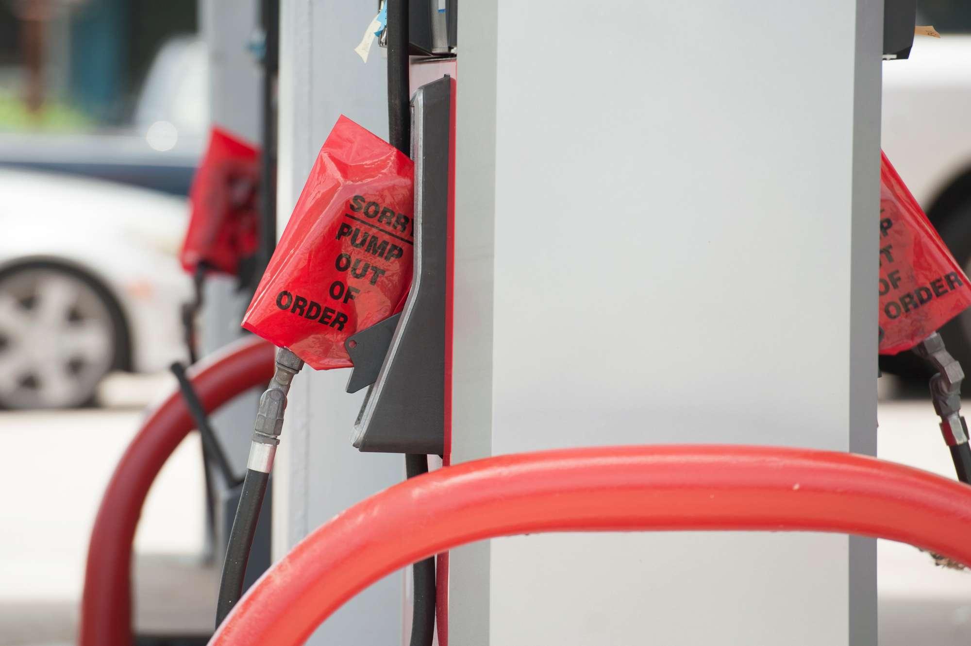 Uragano Dorian verso la Florida: la gente si prepara