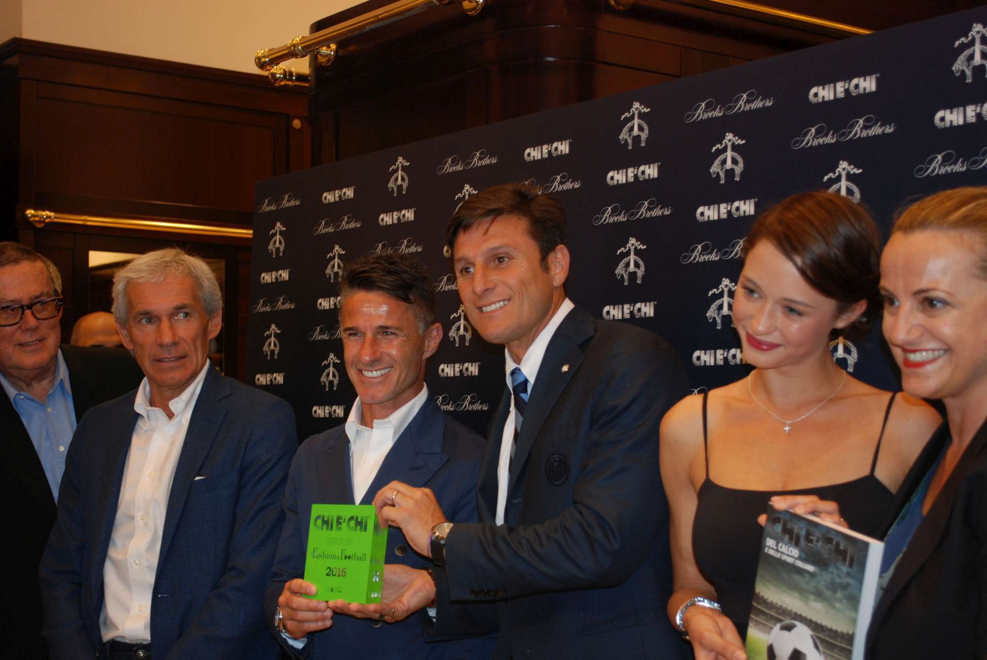 Zanetti, Carbone e Baresi brindano con Stefania Seimur