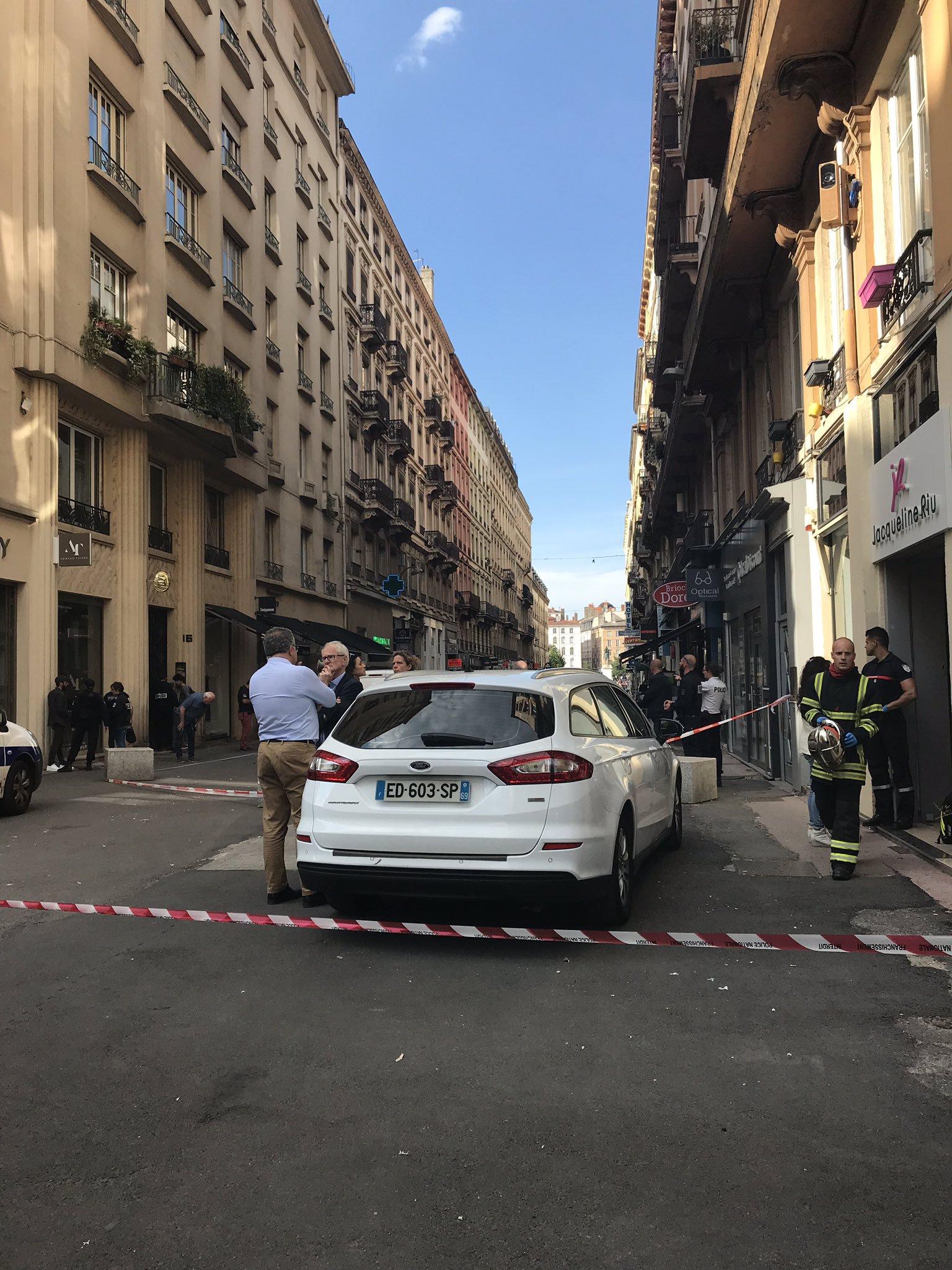 Esplosione a Lione, Macron: E un attacco
