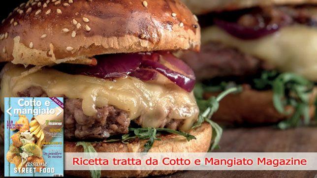 Cheeseburger con cipolla caramellata: inno allo Street Food