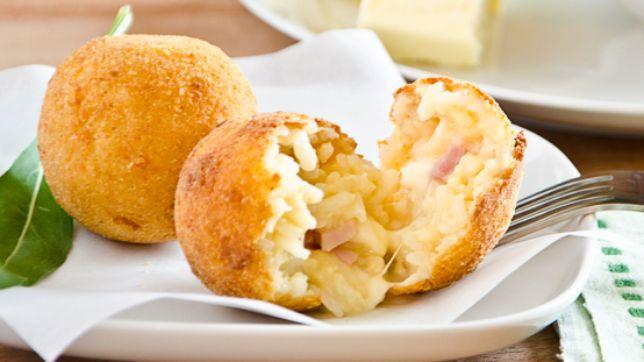 Arancini cotto e mozzarella