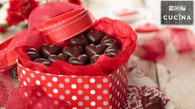 Cioccolatini al cherry a forma di cuore: romantici con brio