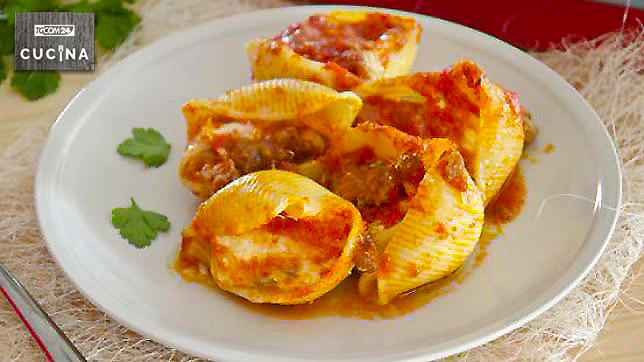 Conchiglioni ripieni
