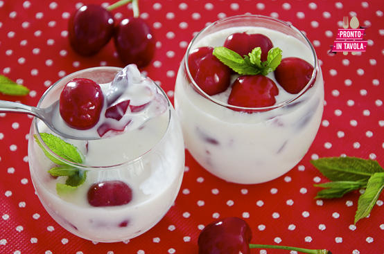 Frozen yogurt alle ciliegie