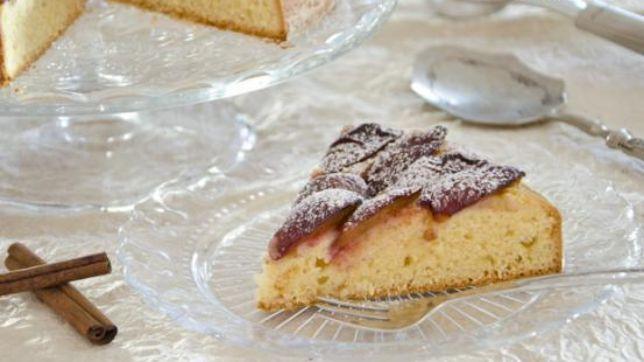 Torta di prugne alla cannella