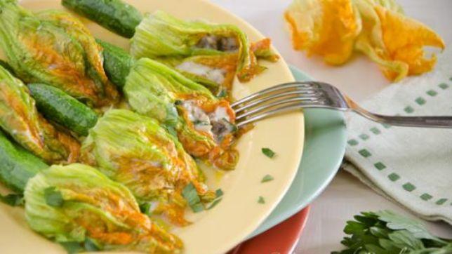 Fiori di zucca ripieni