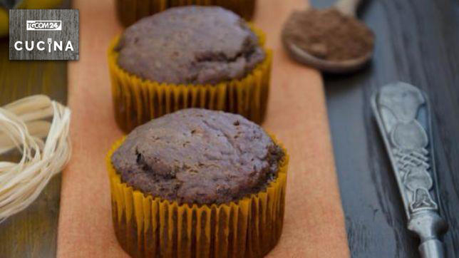 Muffin al cacao e cachi