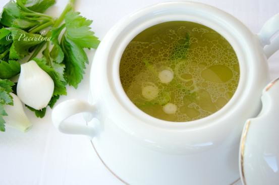 Brodo di pollo