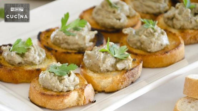 Bruschette alla crema di melanzane