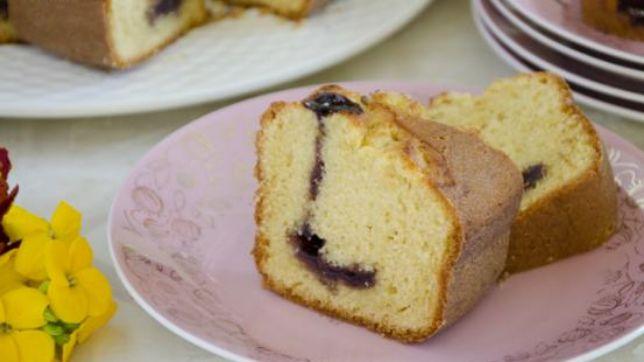 Ciambella alle more e ricotta