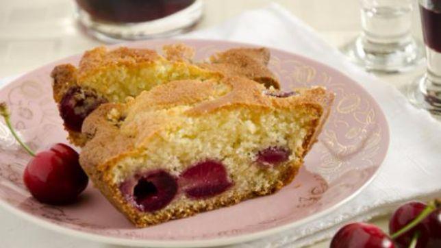 Ciambella alle ciliegie