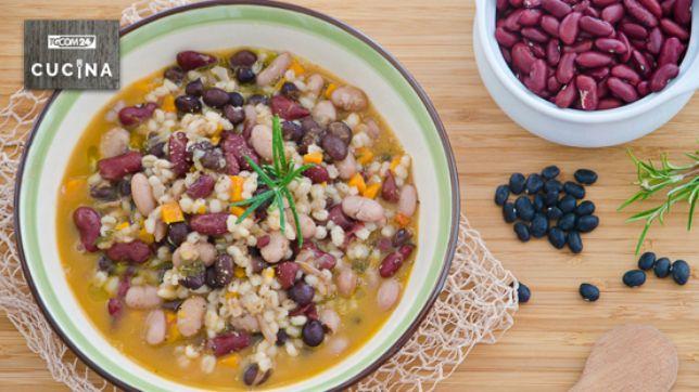 Zuppa di orzo e fagioli