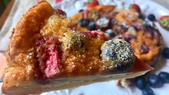 Clafoutis fragole e mirtilli