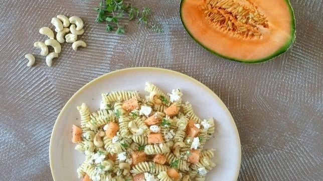 Pasta con melone e feta