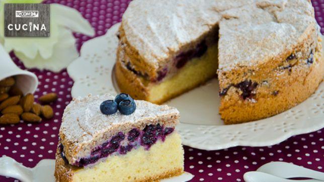 Torta meringata ai mirtilli