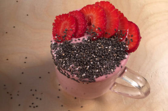 Smoothie fragola e semi di chia