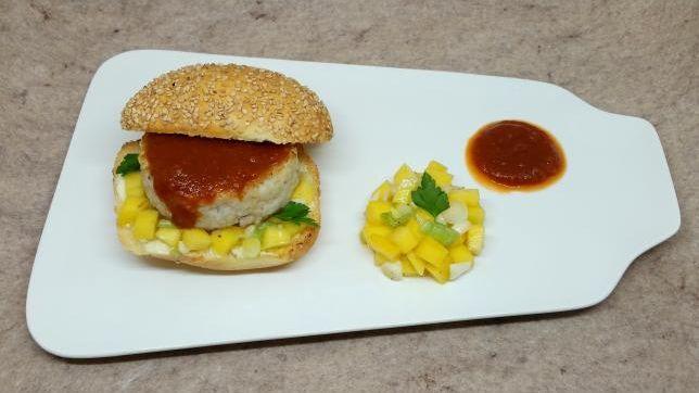 Fish burger con ketchup fatto in casa