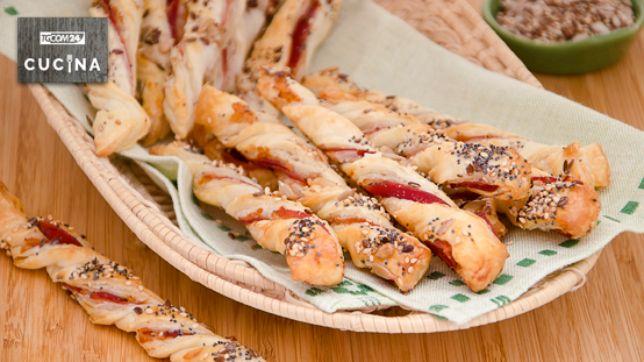 Grissini di sfoglia allo speck