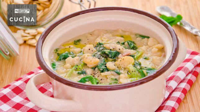 Zuppa di fave e spinaci