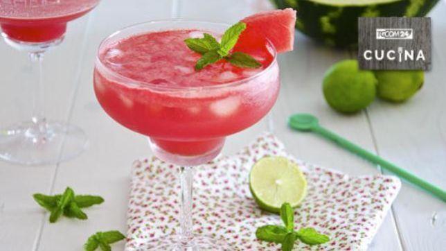Cocktail analcolico all'anguria