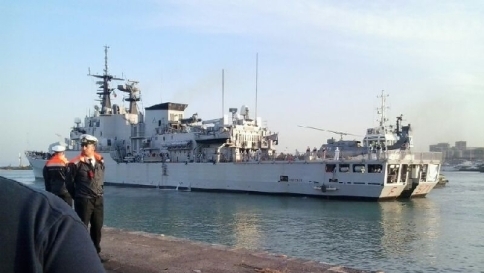 nave immigrati catania
